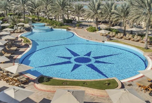 Radisson Blu Hotel and Resort Abu Dhabi Corniche Adipec binham travel07
