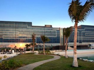 Fairmont Bab Al Bahr Abu Dhabi Adipec binham travel04