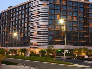 Yas Island Rotana Abu Dhabi Adipec binham travel05